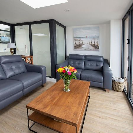 Harbour Sunset Villa Whitby Luaran gambar